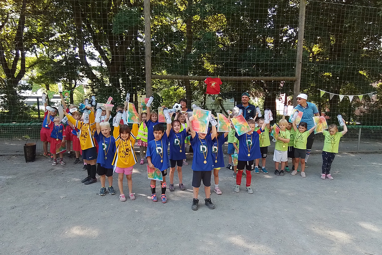 Fu Ballturnier Am Schreberweg Volkssolidaritaet Gera De